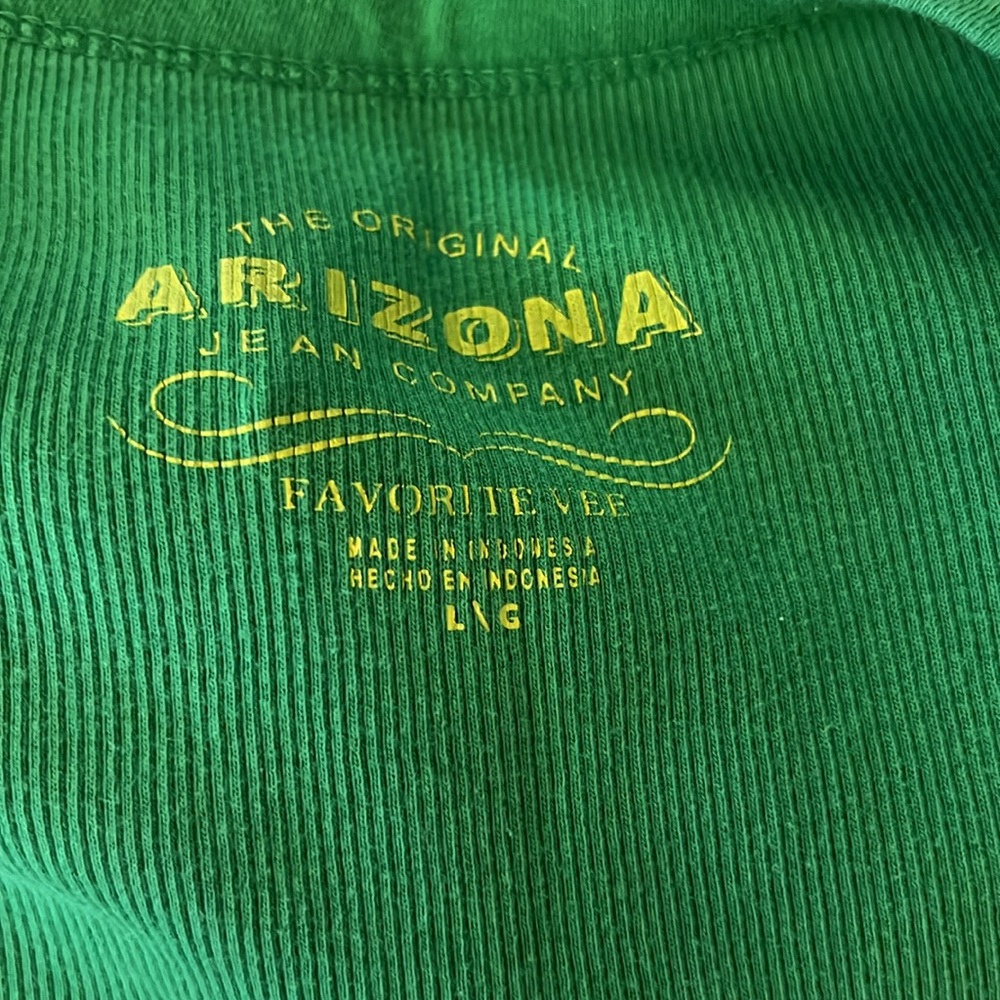 Shirt - Picture 3 of 3